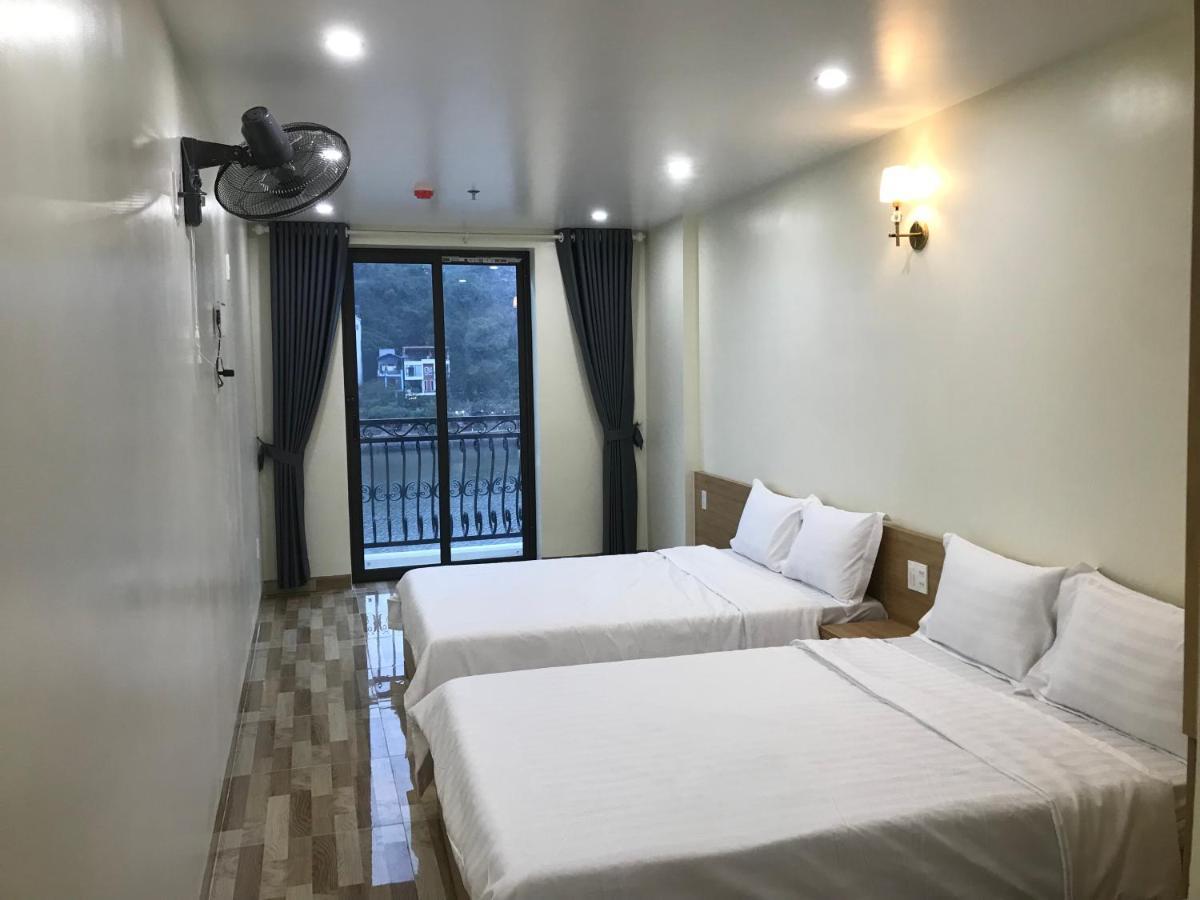 Sea Balcony Hotel Dong Khe Sau Exterior photo