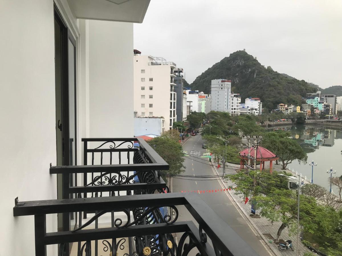 Sea Balcony Hotel Dong Khe Sau Exterior photo