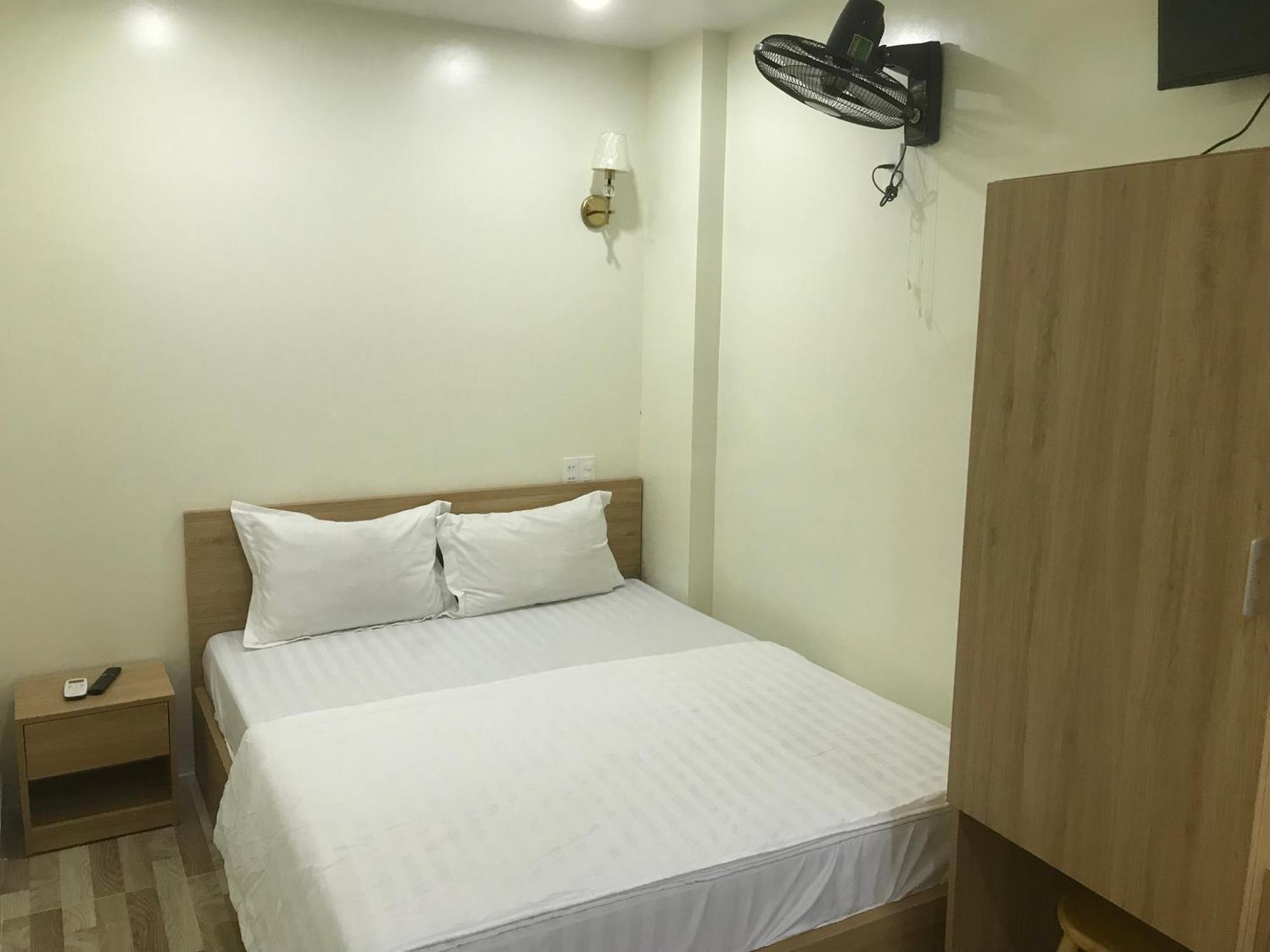 Sea Balcony Hotel Dong Khe Sau Exterior photo